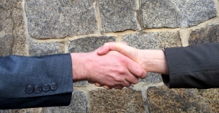 Comment renégocier son prêt immobilier pour diminuer ses mensualités ?