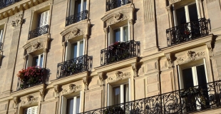 10 000 euros d'impôt annuel : diminuer ses impôts avec la défiscalisation immobilière 