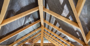 Faire isoler les combles perdus de sa maison : conseils et coût