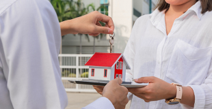 Vendre rapidement son bien immobilier, moins de 5 ans après achat : bonne ou mauvaise idée ?