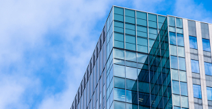 Assurance dommages ouvrage immeuble de bureaux : comment choisir ? Quel coût ?