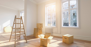 Déménager en été : avantages, inconvénients, incidence sur le prix