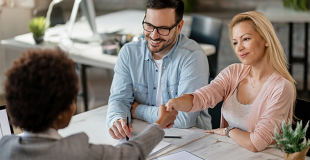 Assurance de prêt immobilier fonctionnaire territorial : conseils et simulation